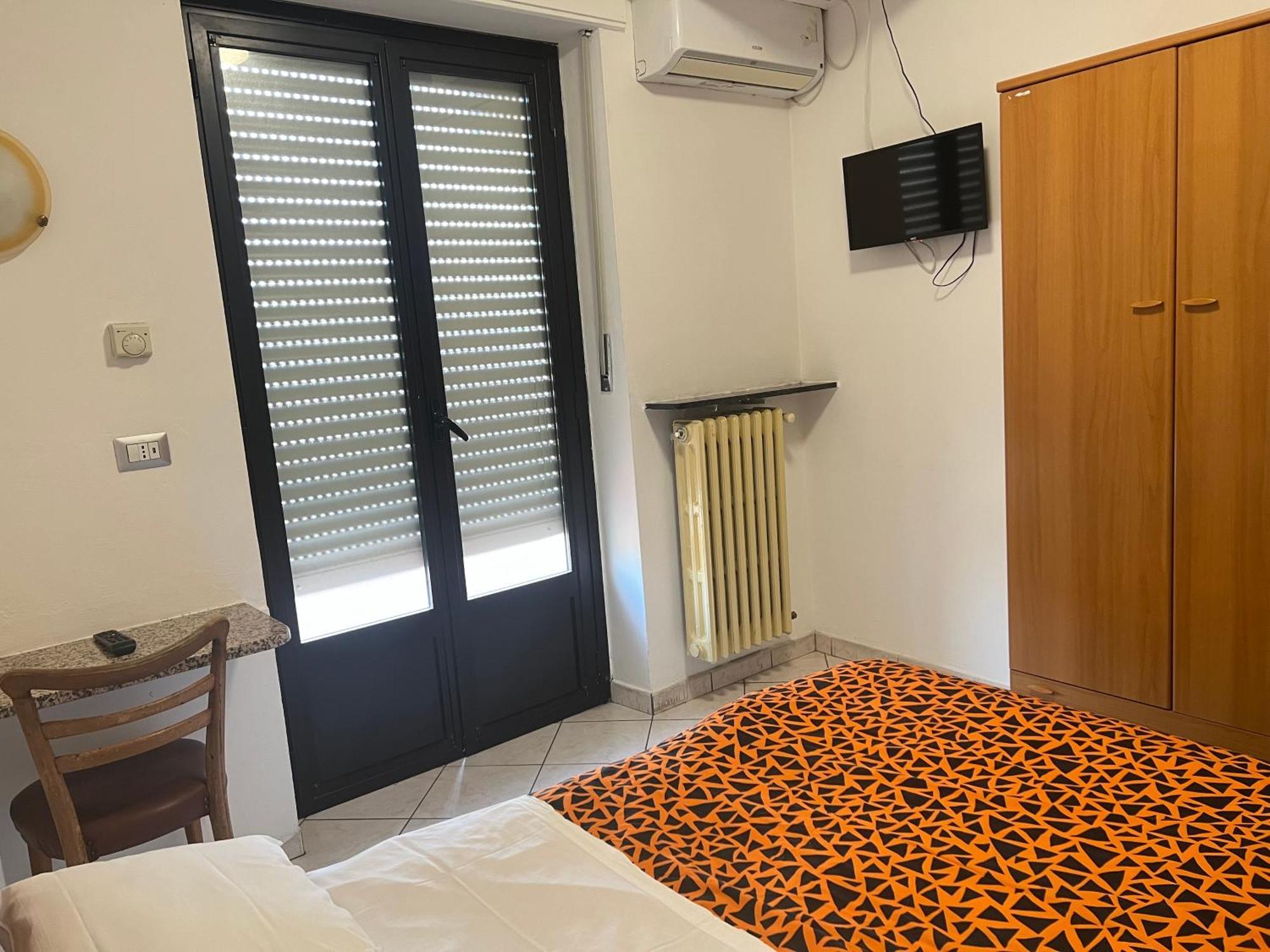 Hotel Persico Saluzzo Exterior photo