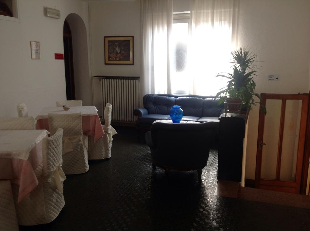 Hotel Persico Saluzzo Exterior photo